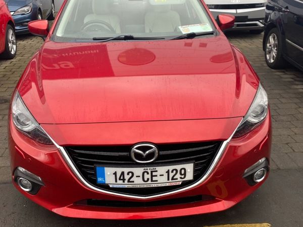 Mazda Mazda3 Saloon, Diesel, 2014, Red