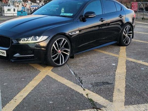 Jaguar XE Saloon, Diesel, 2017, Black