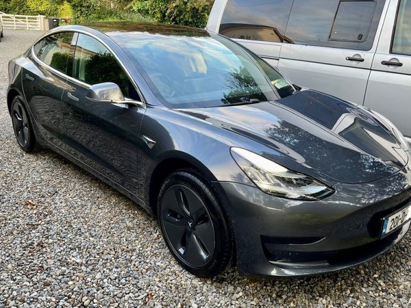 Tesla MODEL 3 Saloon, Electric, 2020, Grey
