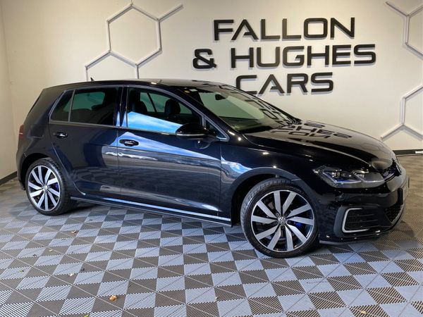 Volkswagen Golf Hatchback, Petrol Plug-in Hybrid, 2018, Black