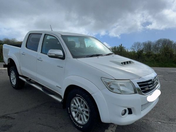 Toyota Hilux Pick Up, Diesel, 2016, White
