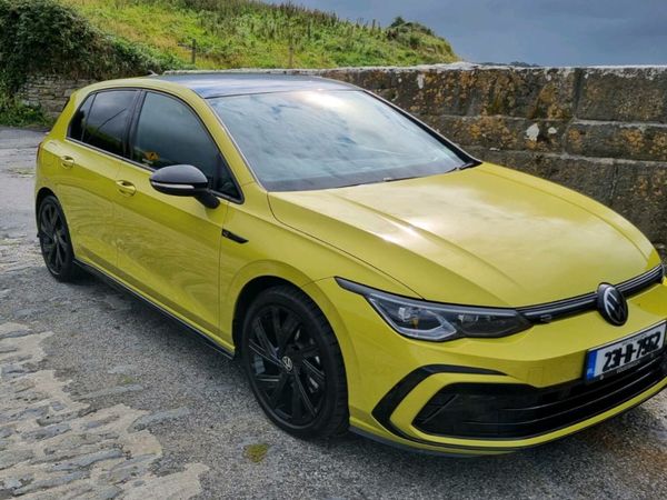 Volkswagen Golf Hatchback, Petrol Hybrid, 2023, Yellow
