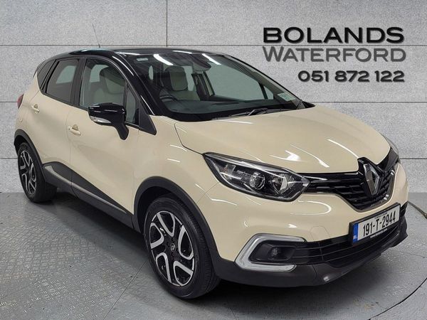 Renault Captur Hatchback, Petrol, 2019, Beige
