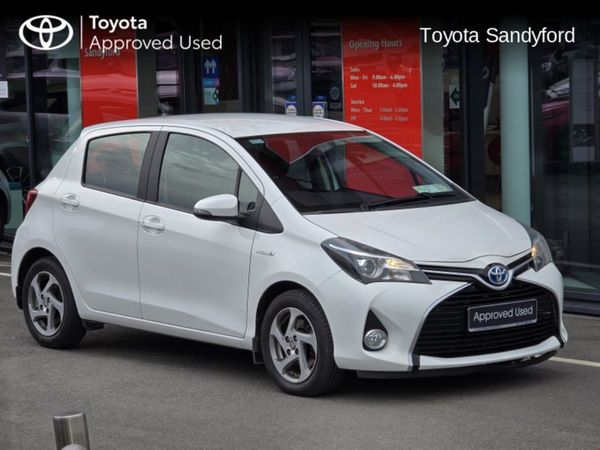 Toyota Yaris Hatchback, Hybrid, 2015, White