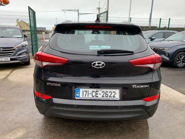 Hyundai Tucson 1.7 Crdi SE NAV Bl/dr 5 5DR for sale in Co. Clare for € ...