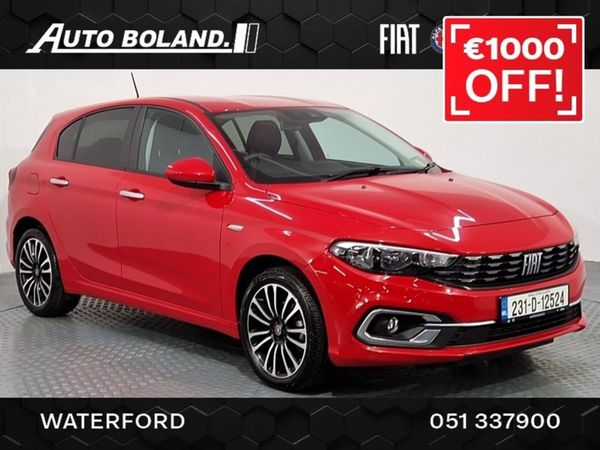 Fiat Tipo Hatchback, Petrol, 2023, Red