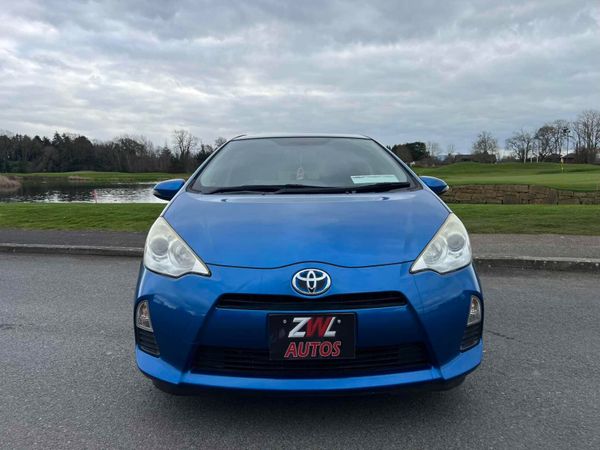Toyota Aqua Hatchback, Petrol Hybrid, 2016, Blue