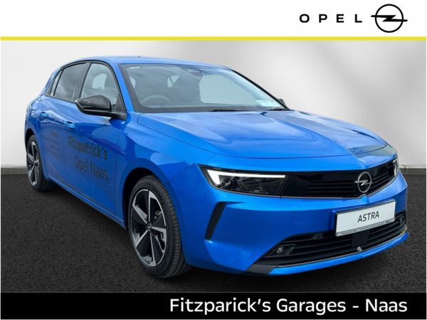 Opel Astra Hatchback, Petrol, 2024, Blue
