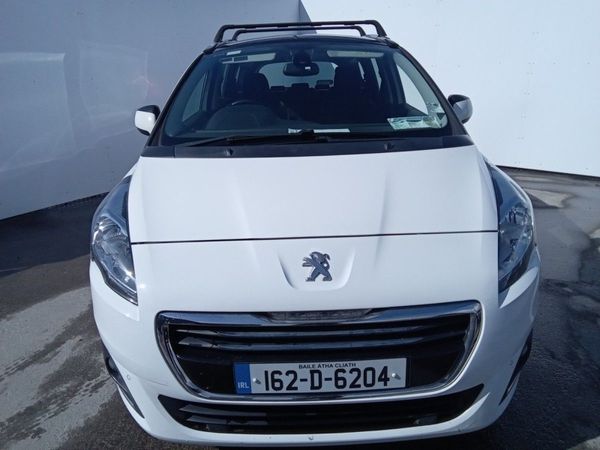 Peugeot 5008 MPV, Petrol, 2016, White