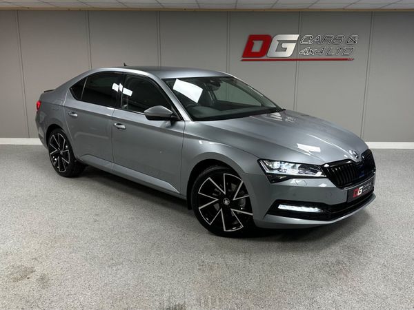 Skoda Superb Hatchback, Diesel, 2020, Grey