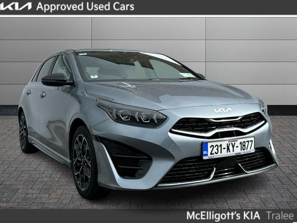 Kia Ceed Hatchback, Petrol, 2023, Silver