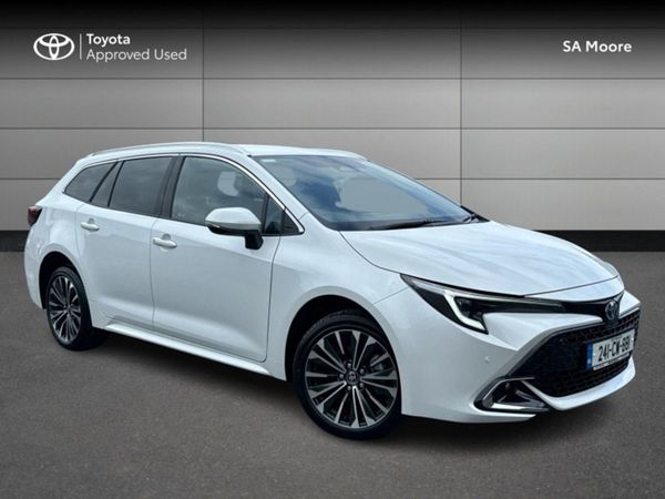 Toyota Corolla Estate, Hybrid, 2024, White