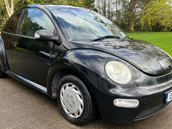 Volkswagen Beetle Hatchback, Petrol, 2005, Black