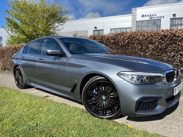 BMW 5-Series Saloon, Petrol Hybrid, 2018, Blue