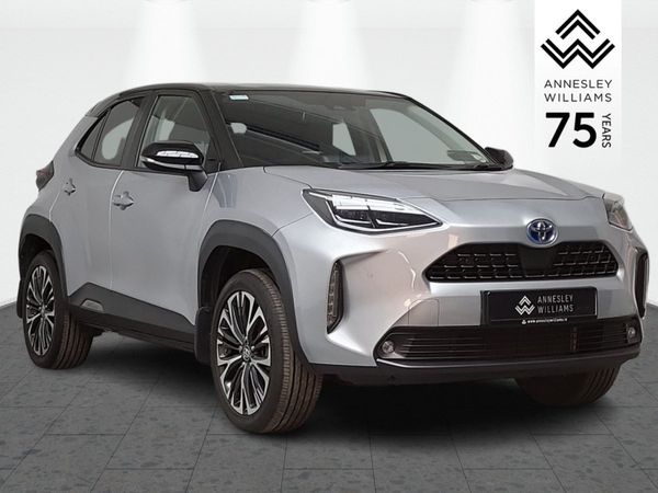 Toyota Yaris Cross Hatchback, Petrol Hybrid, 2022, Grey
