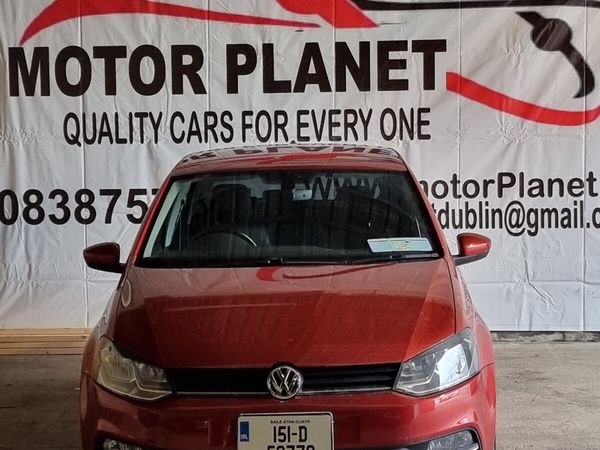 Volkswagen Polo Hatchback, Petrol, 2015, Red