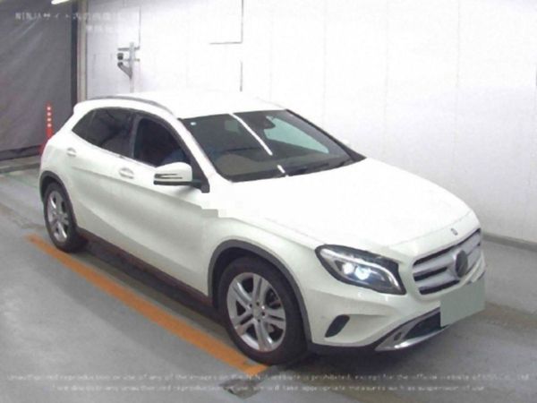 Mercedes-Benz GLA-Class SUV, Petrol, 2016, White