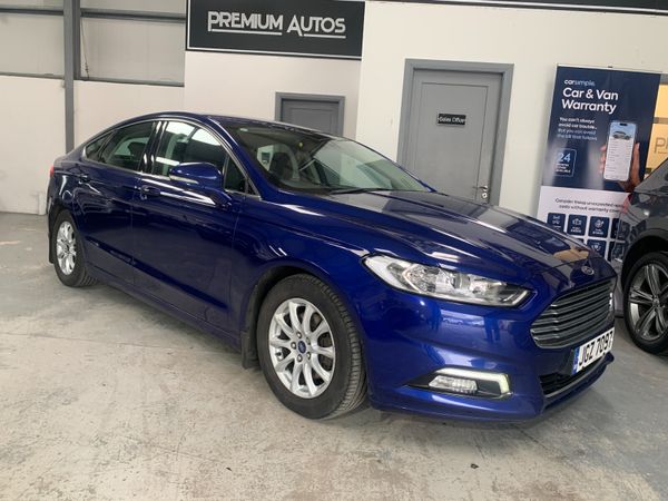 Ford Mondeo Hatchback, Diesel, 2018, Blue