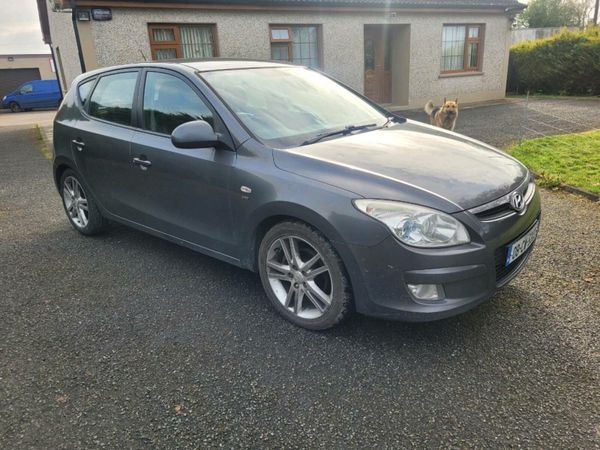 Hyundai i30 2011 New NCT for sale in Co. Galway for €1,900 on DoneDeal