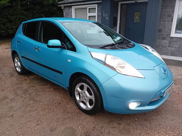 Nissan Leaf Hatchback, Electric, 2015, Blue