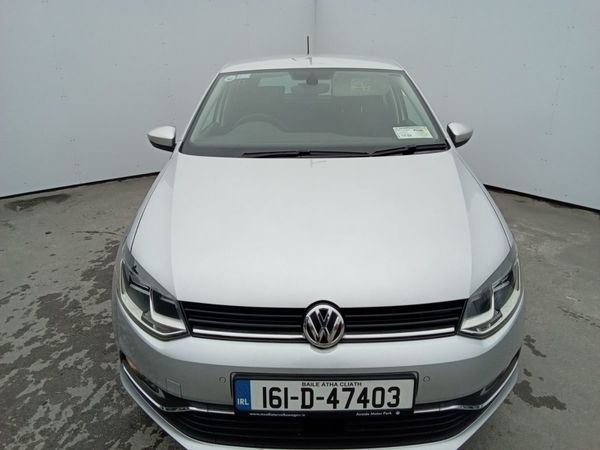 Volkswagen Polo Hatchback, Petrol, 2016, Silver