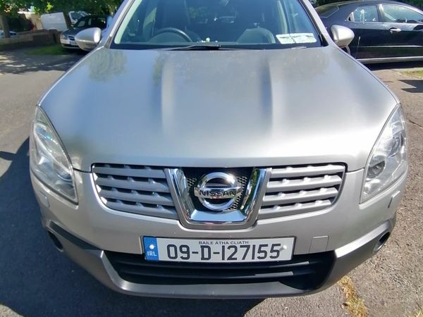 Nissan Qashqai Hatchback, Diesel, 2009, Silver