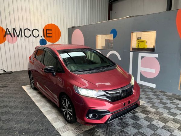 Honda Fit Hatchback, Hybrid, 2019, Burgundy