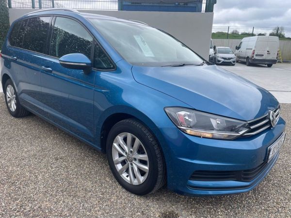 Volkswagen Touran MPV, Diesel, 2018, Blue