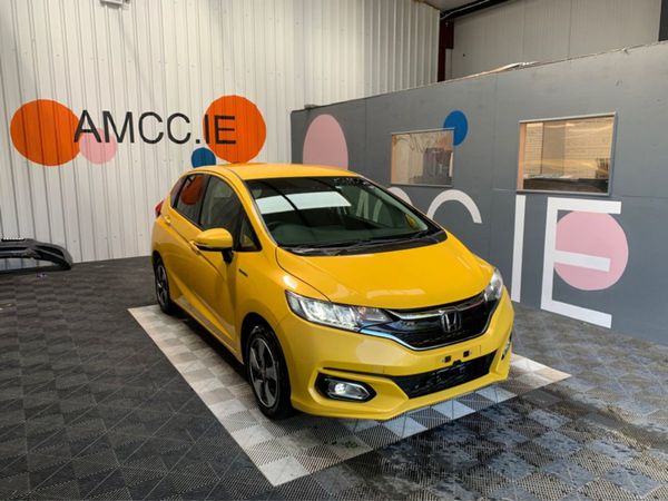 Honda Fit Hatchback, Hybrid, 2019, Yellow