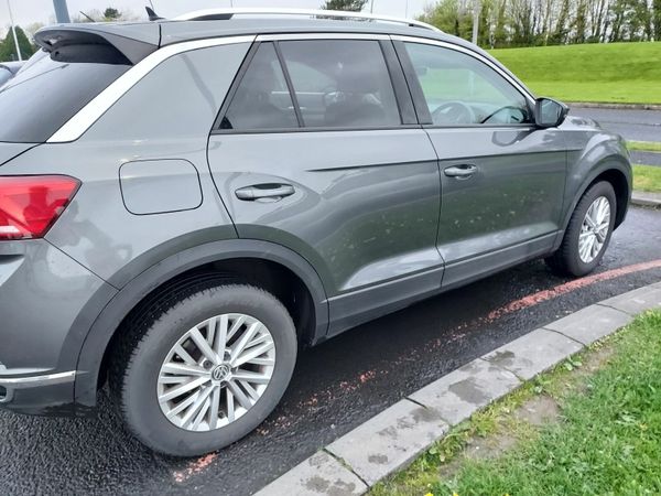 Volkswagen T-Roc SUV, Diesel, 2018, Grey