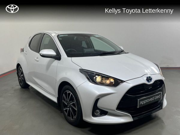 Toyota Yaris Hatchback, Hybrid, 2022, White