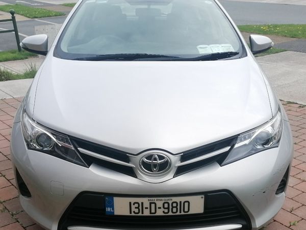 Toyota Auris MPV, Petrol, 2013, Silver