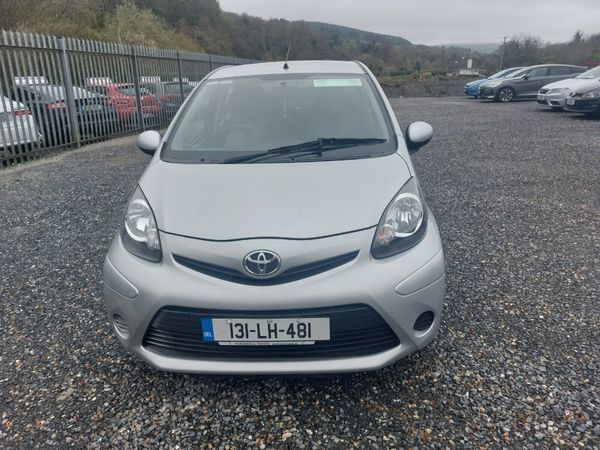 Toyota Aygo Hatchback, Petrol, 2013, Silver