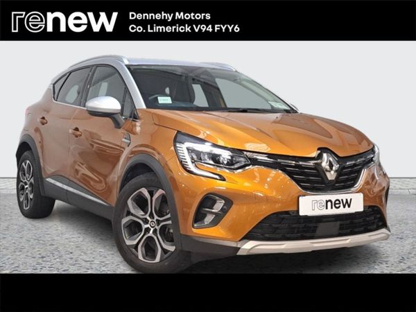 Renault Captur Crossover, Petrol Plug-in Hybrid, 2022, Orange