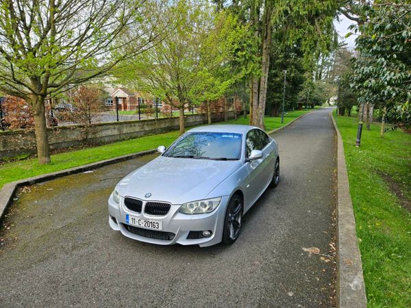 BMW 3-Series Coupe, Petrol, 2011, Silver