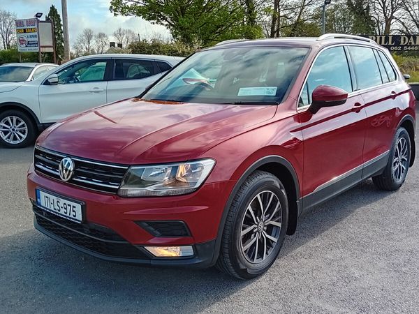 Volkswagen Tiguan SUV, Diesel, 2017, Red