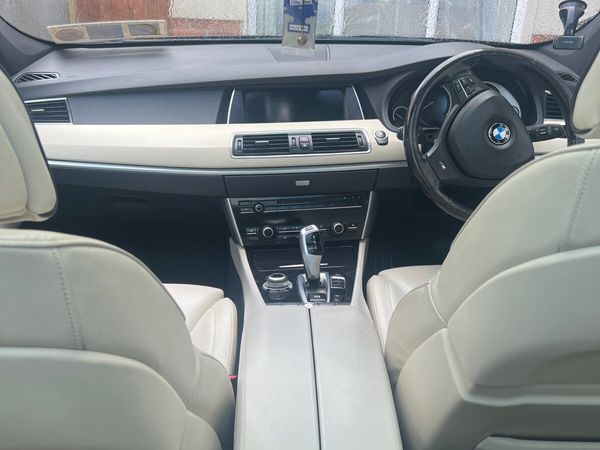 BMW 5-Series Hatchback, Diesel, 2013, Black