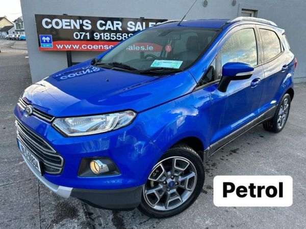 Ford EcoSport Hatchback, Petrol, 2016, Blue
