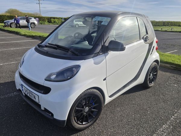 Smart Fortwo Coupe, Diesel, 2011, White