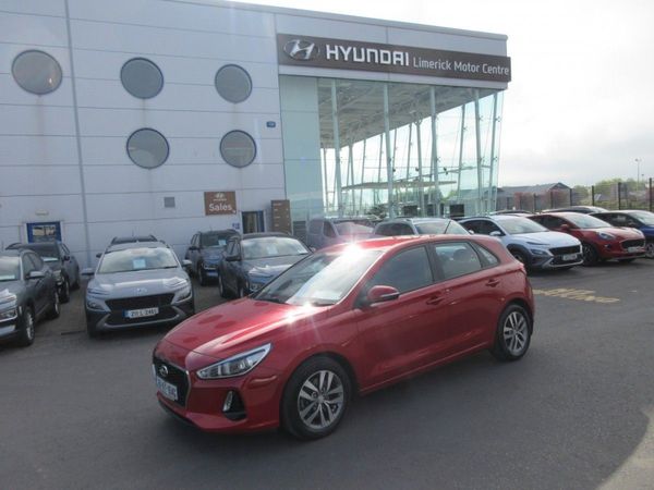 Hyundai i30 Hatchback, Diesel, 2018, Red