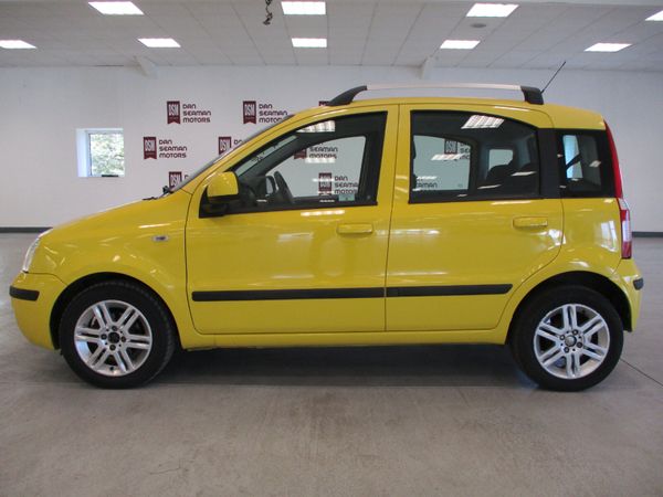Fiat Panda Hatchback, Petrol, 2011, Yellow