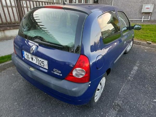 Renault Clio Hatchback, Petrol, 2006, Blue