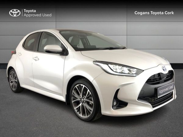 Toyota Yaris Hatchback, Hybrid, 2023, White