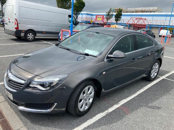 Vauxhall Insignia Hatchback, Diesel, 2017, Grey