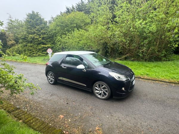 Citroen DS 3 Hatchback, Petrol, 2015, Navy