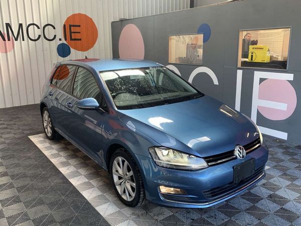 Volkswagen Golf Hatchback, Petrol, 2014, Blue