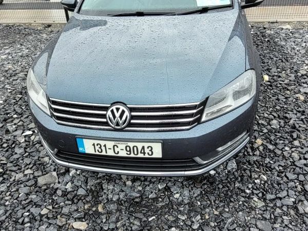 Volkswagen Passat Saloon, Diesel, 2013, Grey