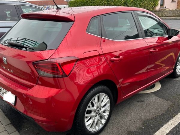 SEAT Ibiza Hatchback, Diesel, 2018, Red