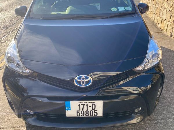 Toyota Prius MPV, Petrol Hybrid, 2017, Black