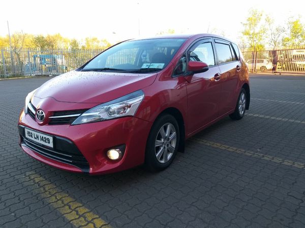 Toyota Verso MPV, Diesel, 2015, Red